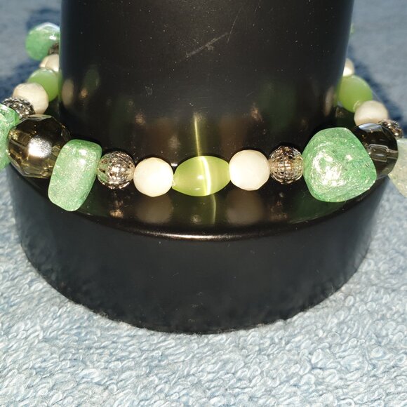 Pretty Hand Made Natural Serpentine Aventurine Fluorite Silver Beaded Bracelet - Picture 8 of 9